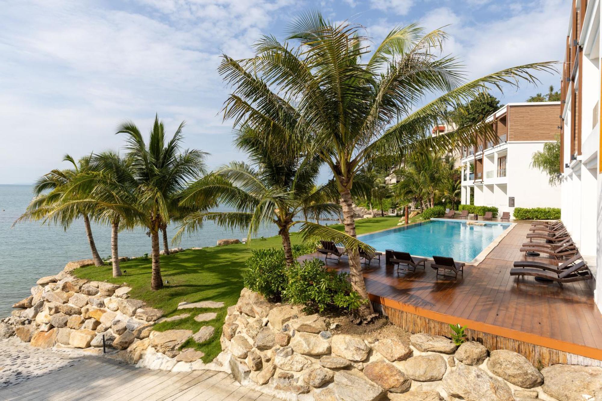 X-Sea Khanom Harbor Bay Resort Exterior photo