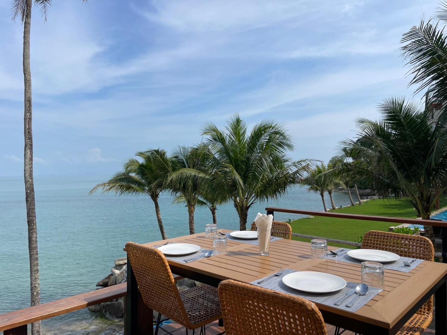 X-Sea Khanom Harbor Bay Resort Exterior photo