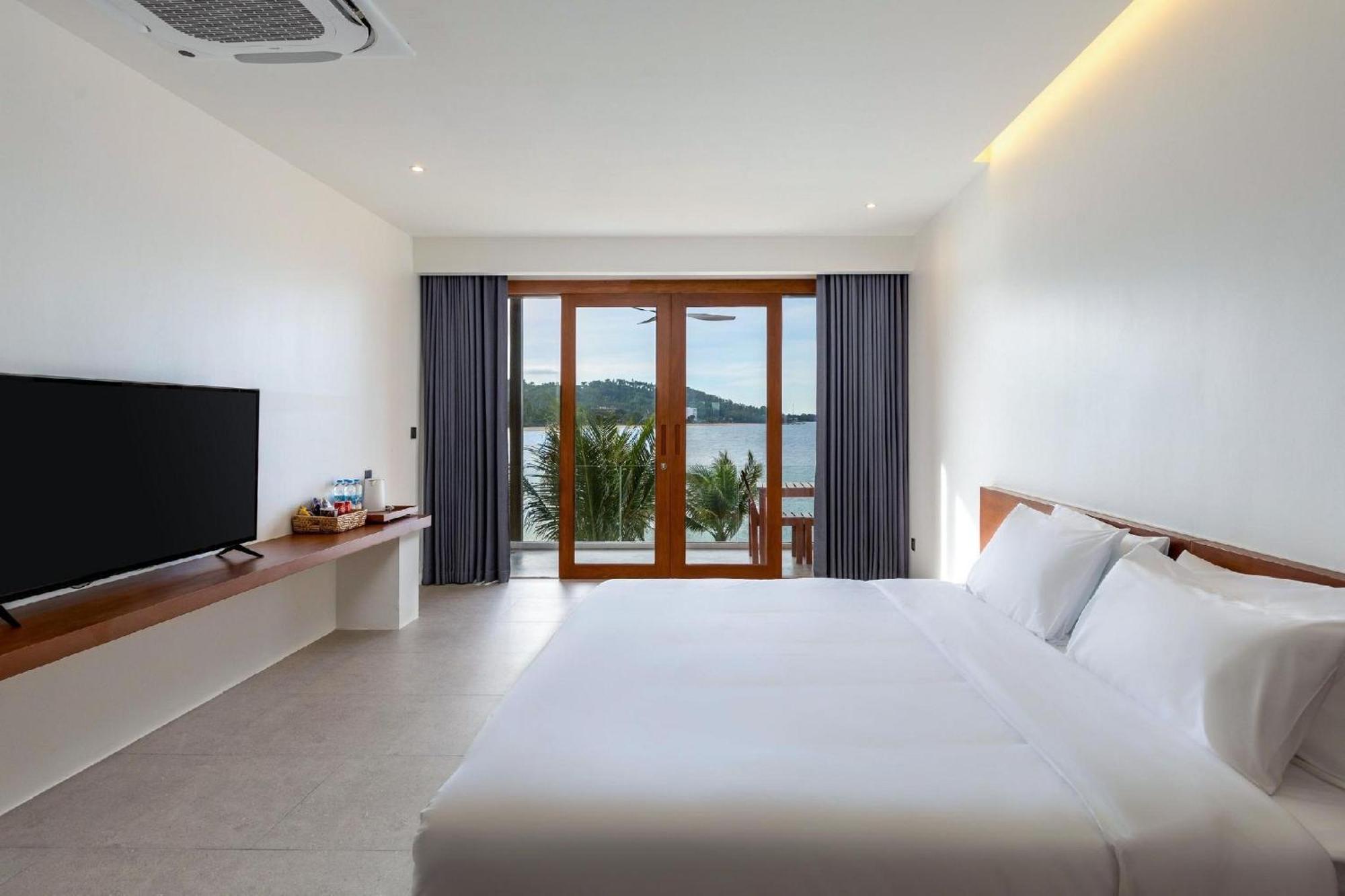 X-Sea Khanom Harbor Bay Resort Room photo