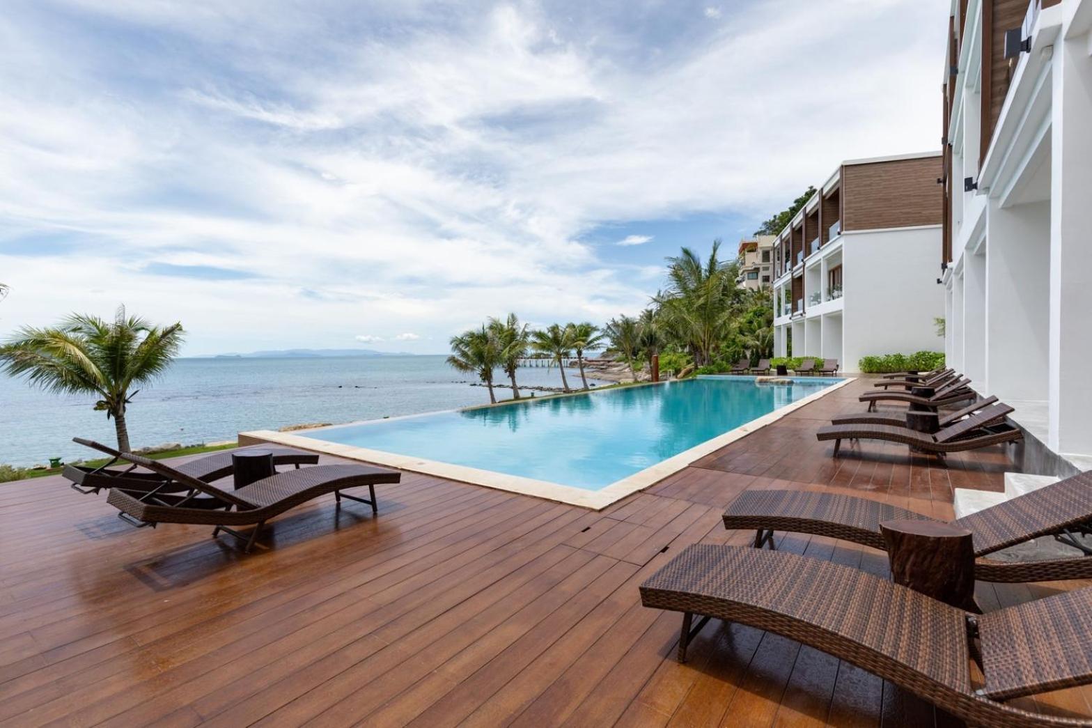 X-Sea Khanom Harbor Bay Resort Exterior photo